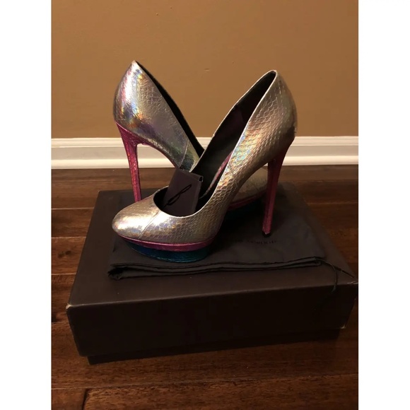 B Brian Atwood Fontanne Platform Pump - Picture 4 of 5